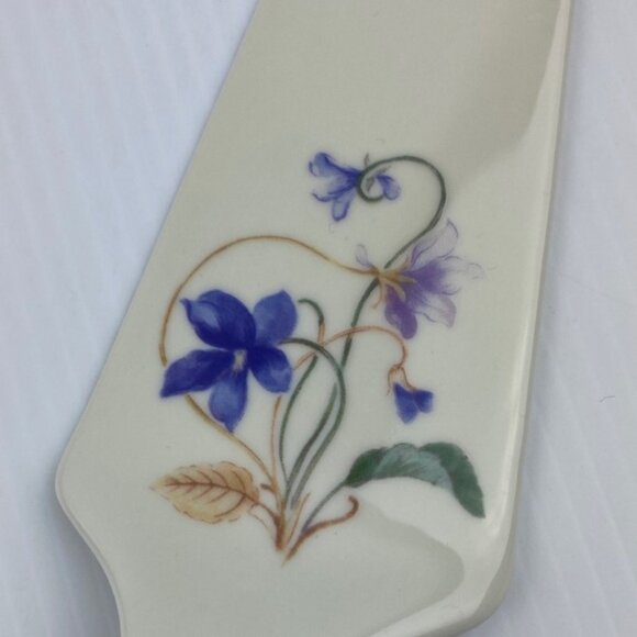 Andrea By Sadek Cake Plate and Server Discontinued Blue Flower &amp; Vine Patter - Picture 6 of 10